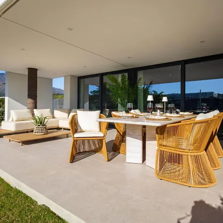 Apartment Luxury With A Private Garden *