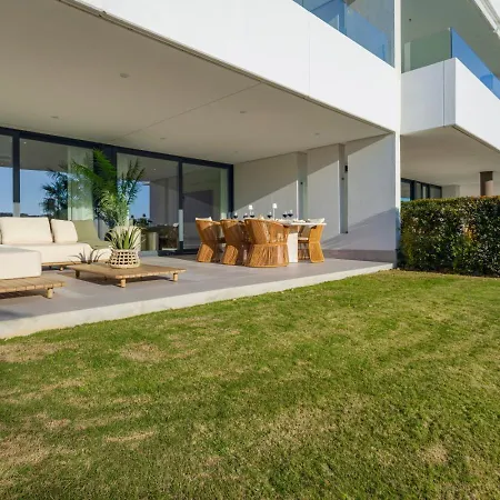 Luxury With A Private Garden Apartment Estepona