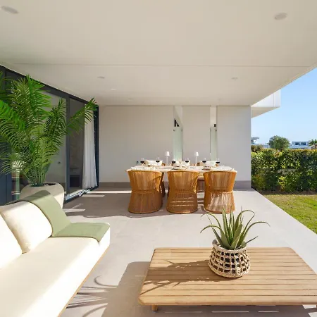 Luxury With A Private Garden Apartment Estepona