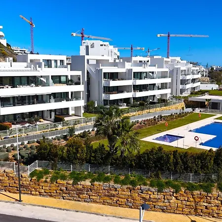 Luxury With A Private Garden *